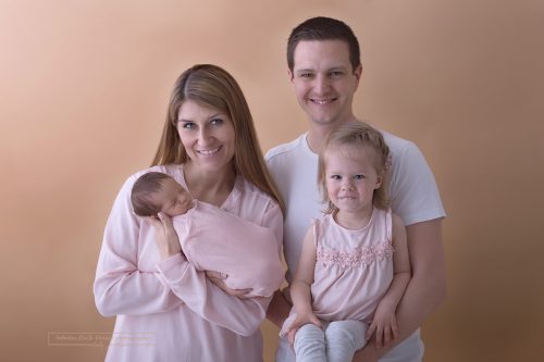 Familienfoto der vierköpfigen Familie
