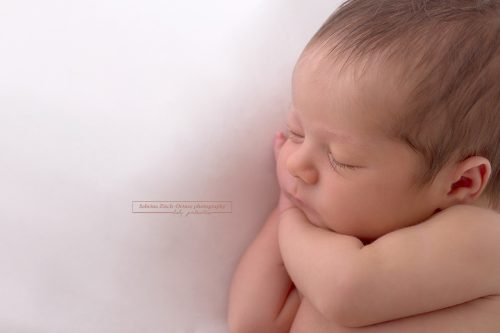 authentisches Portrait eines Neugeborenen