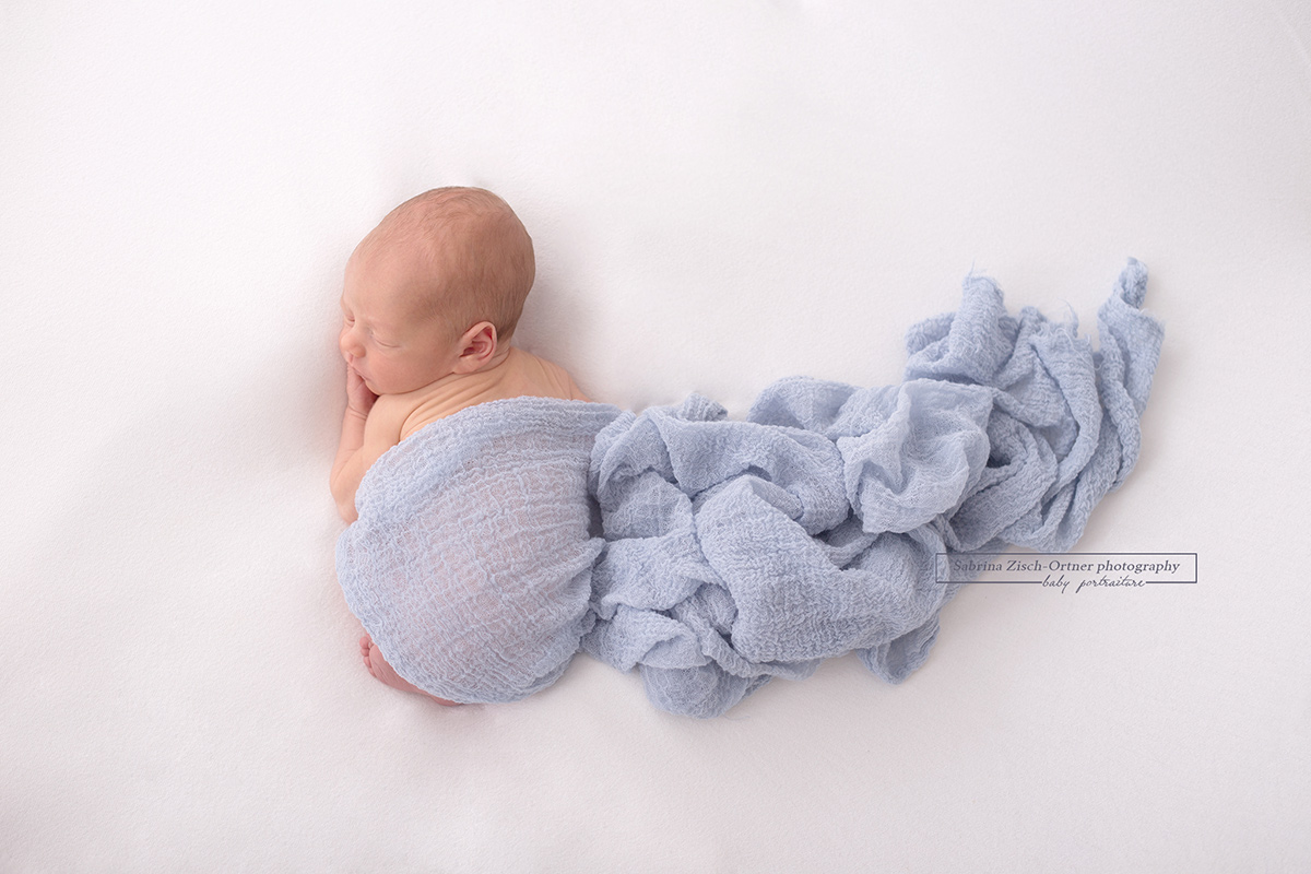 Neugeborenenfotos von Sabrina Zisch-Ortner