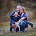 authenthische Familienfotograf bei Outdoor Fotoshooting mit Sabrina Zisch-Ortner