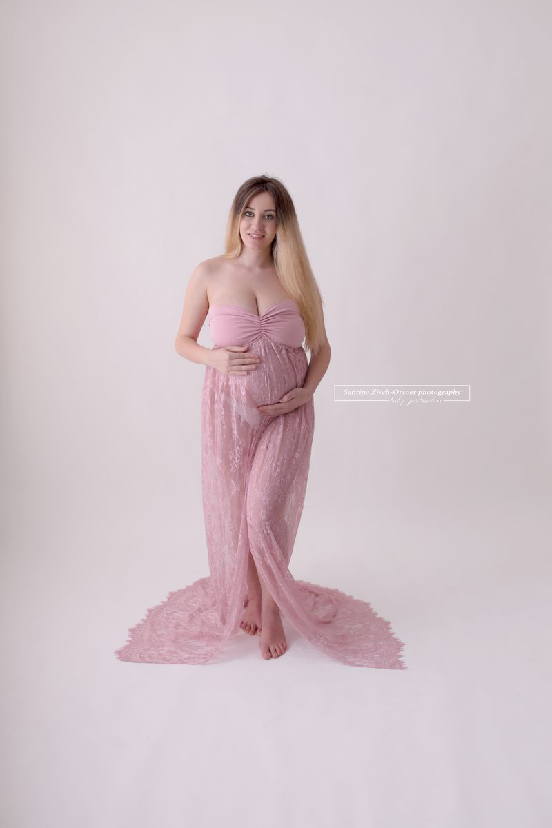 rosa Babybauch Spitzenkleid mit offenem Schlitz für Schwangere