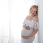 Babybauchfotos in 33 Schwangerschaftswoche