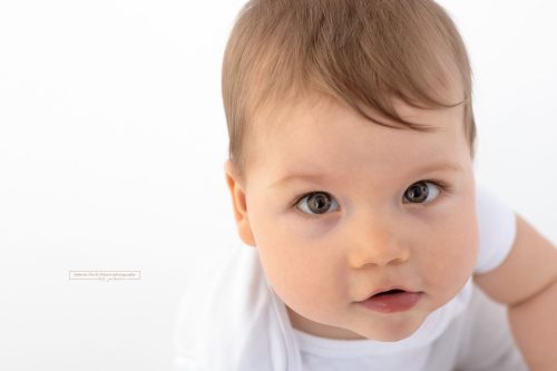 Portraitaufnahme als zuckerüße Erinnerung der Babyfotos
