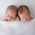 Zwillingsbaby Fotoshooting in Wien bei Zisch-Ortner