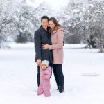 Familienfotos im Schnee mitten in Wien