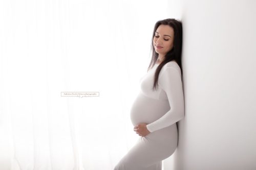 Lerne Posing für Schwangere von Sabrina Zisch-Ortner